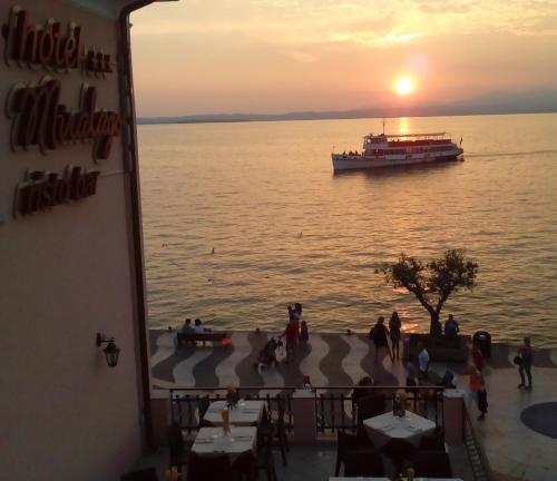 La Vista Postcard Hotel ลาซีเซ ภายนอก รูปภาพ